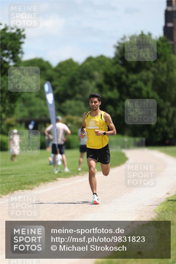 21.06.2026 - Viking Triathlon Michael Strokosch http://msf.ph/oto/9831823 21.06.2026 12:47:20 Laufen 665 meine-sportfotos.de