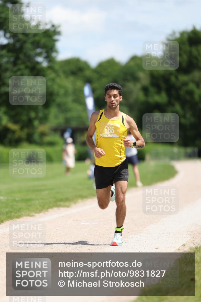 21.06.2026 - Viking Triathlon Michael Strokosch http://msf.ph/oto/9831827 21.06.2026 12:47:21 Laufen 665 meine-sportfotos.de