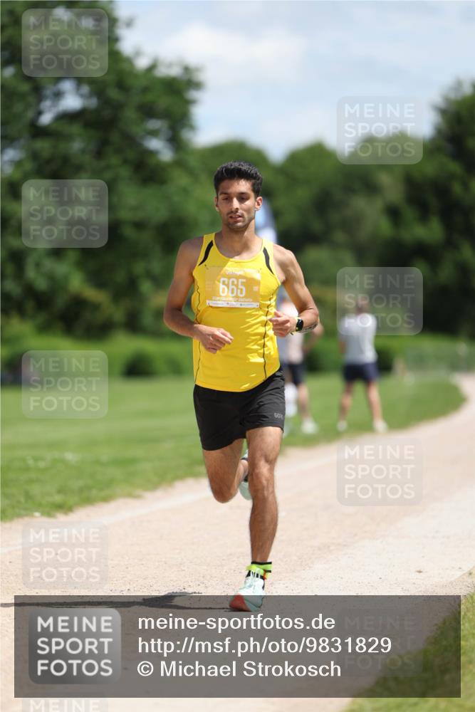 21.06.2026 - Viking Triathlon Michael Strokosch http://msf.ph/oto/9831829 21.06.2026 12:47:22 Laufen 665 meine-sportfotos.de