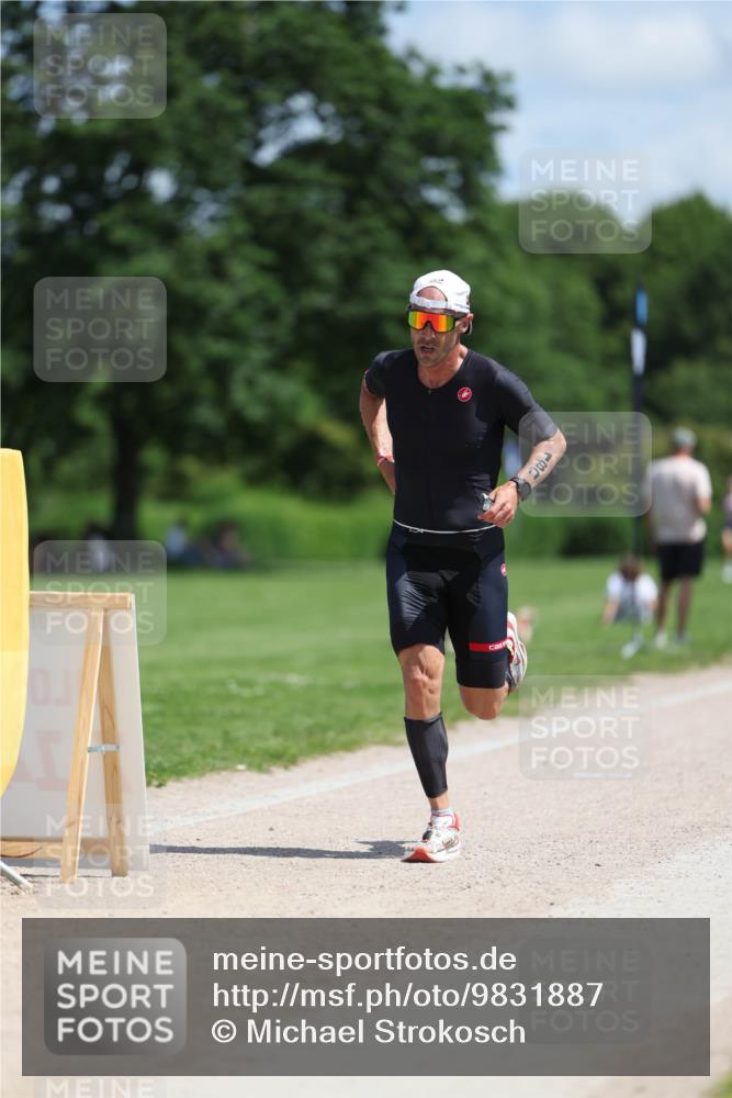 21.06.2026 - Viking Triathlon Michael Strokosch http://msf.ph/oto/9831887 21.06.2026 12:50:05 Laufen 180, 359 meine-sportfotos.de