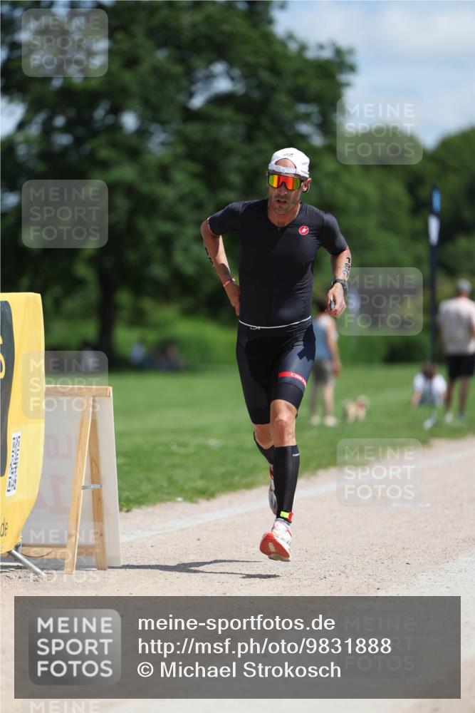 21.06.2026 - Viking Triathlon Michael Strokosch http://msf.ph/oto/9831888 21.06.2026 12:50:05 Laufen 180, 359 meine-sportfotos.de