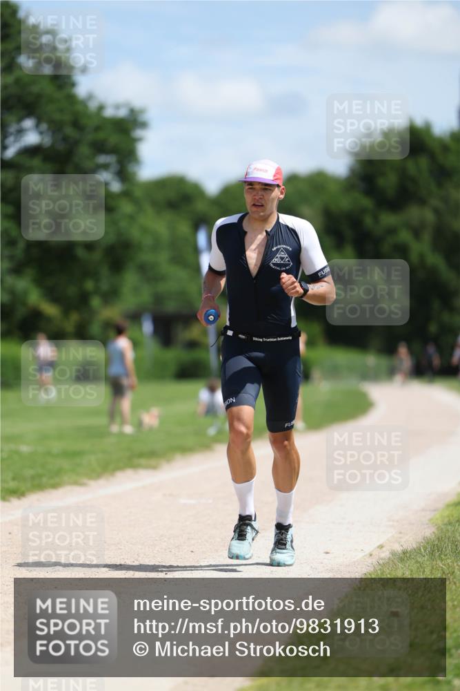 21.06.2026 - Viking Triathlon Michael Strokosch http://msf.ph/oto/9831913 21.06.2026 12:50:15 Laufen 189 meine-sportfotos.de