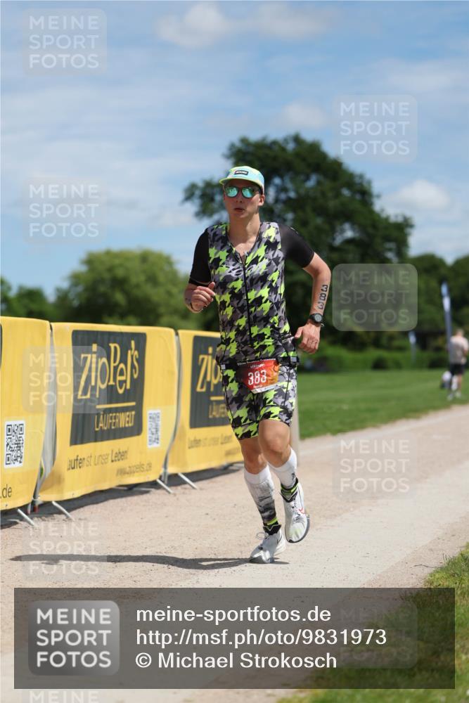 21.06.2026 - Viking Triathlon Michael Strokosch http://msf.ph/oto/9831973 21.06.2026 12:51:36 Laufen 383 meine-sportfotos.de