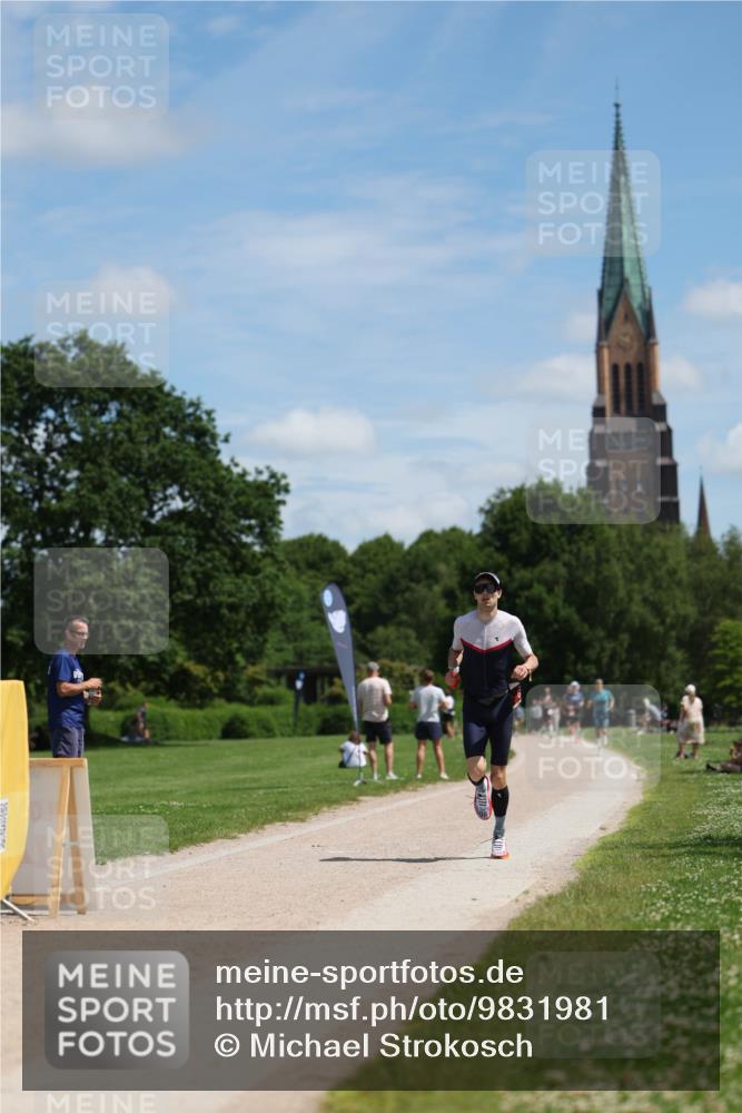 21.06.2026 - Viking Triathlon Michael Strokosch http://msf.ph/oto/9831981 21.06.2026 12:52:20 Laufen 579 meine-sportfotos.de