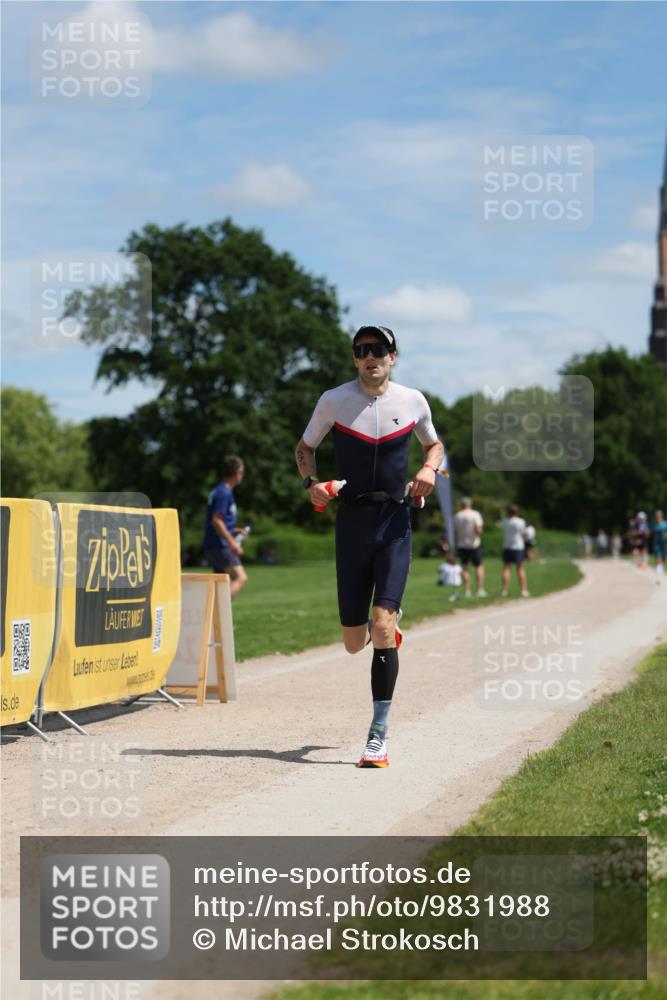 21.06.2026 - Viking Triathlon Michael Strokosch http://msf.ph/oto/9831988 21.06.2026 12:52:22 Laufen 579 meine-sportfotos.de