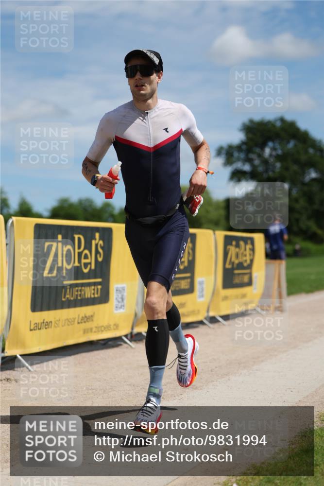 21.06.2026 - Viking Triathlon Michael Strokosch http://msf.ph/oto/9831994 21.06.2026 12:52:23 Laufen 579 meine-sportfotos.de
