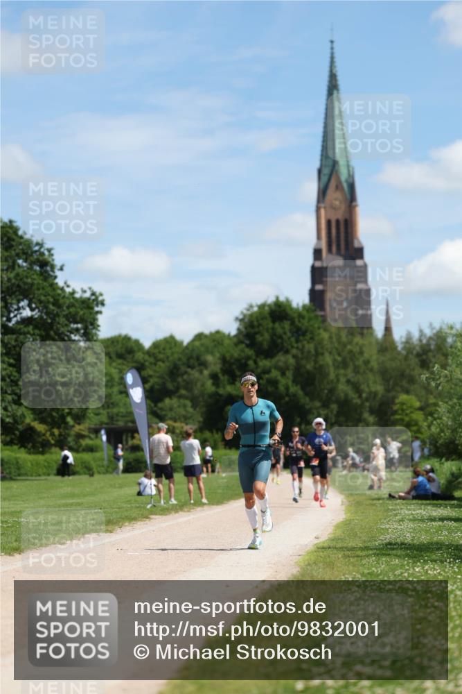 21.06.2026 - Viking Triathlon Michael Strokosch http://msf.ph/oto/9832001 21.06.2026 12:52:33 Laufen 447 meine-sportfotos.de