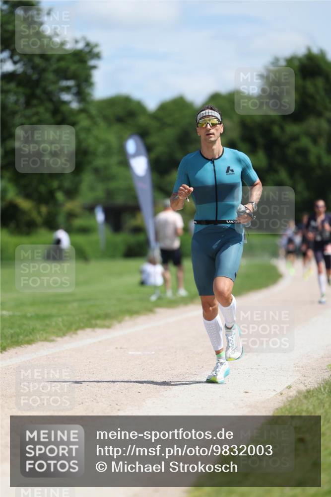 21.06.2026 - Viking Triathlon Michael Strokosch http://msf.ph/oto/9832003 21.06.2026 12:52:35 Laufen 27, 265, 447 meine-sportfotos.de