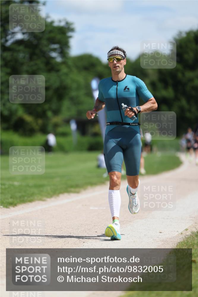 21.06.2026 - Viking Triathlon Michael Strokosch http://msf.ph/oto/9832005 21.06.2026 12:52:35 Laufen 27, 265, 447 meine-sportfotos.de