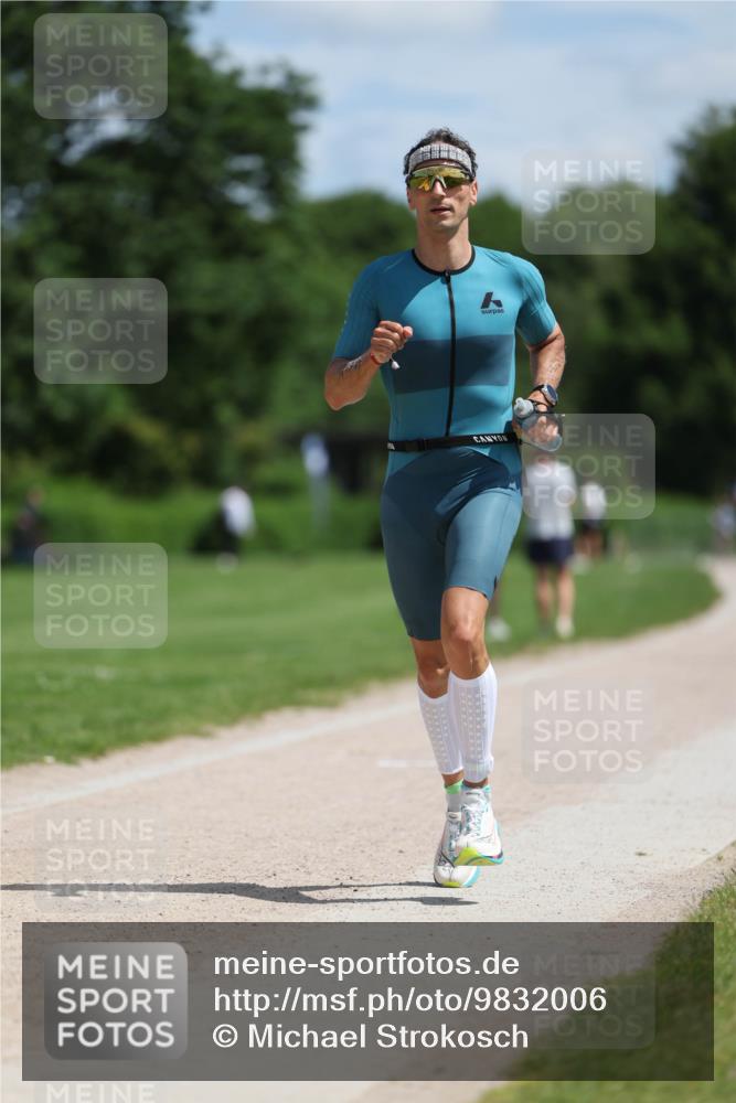 21.06.2026 - Viking Triathlon Michael Strokosch http://msf.ph/oto/9832006 21.06.2026 12:52:35 Laufen 27, 265, 447 meine-sportfotos.de