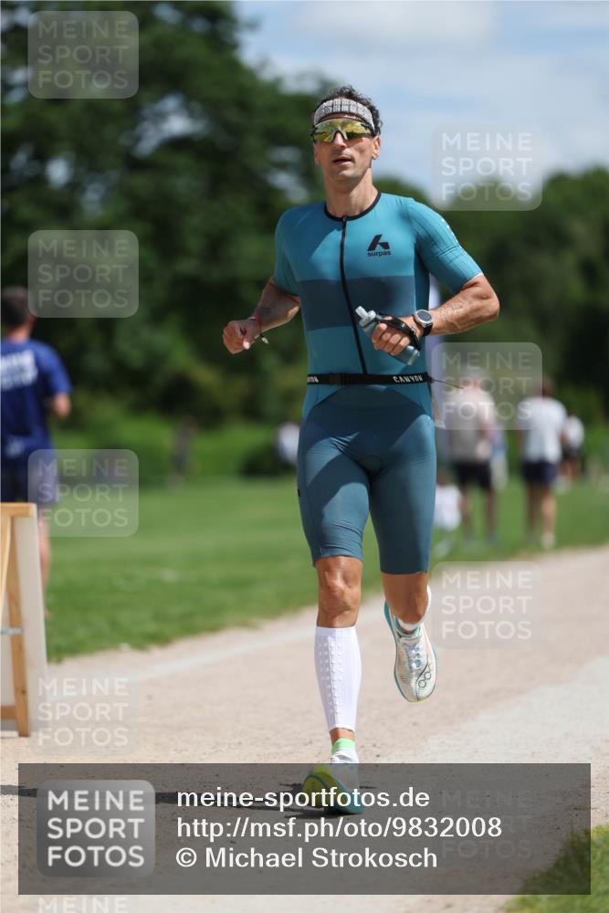 21.06.2026 - Viking Triathlon Michael Strokosch http://msf.ph/oto/9832008 21.06.2026 12:52:36 Laufen 27, 265, 447 meine-sportfotos.de