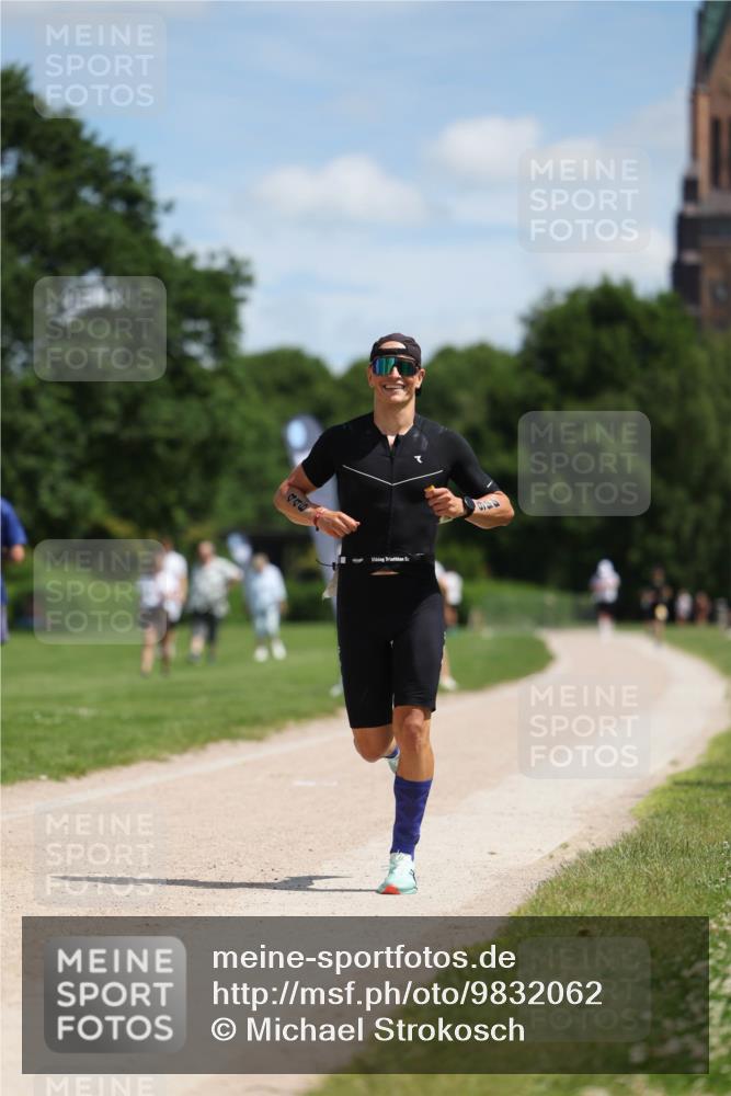 21.06.2026 - Viking Triathlon Michael Strokosch http://msf.ph/oto/9832062 21.06.2026 12:53:37 Laufen 446 meine-sportfotos.de