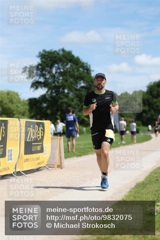21.06.2026 - Viking Triathlon Michael Strokosch http://msf.ph/oto/9832075 21.06.2026 12:53:59 Laufen 114, 610 meine-sportfotos.de