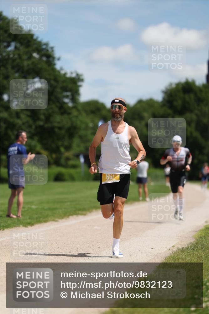 21.06.2026 - Viking Triathlon Michael Strokosch http://msf.ph/oto/9832123 21.06.2026 12:54:26 Laufen 1, 667 meine-sportfotos.de