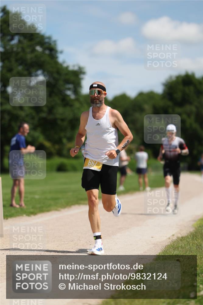 21.06.2026 - Viking Triathlon Michael Strokosch http://msf.ph/oto/9832124 21.06.2026 12:54:26 Laufen 1, 667 meine-sportfotos.de