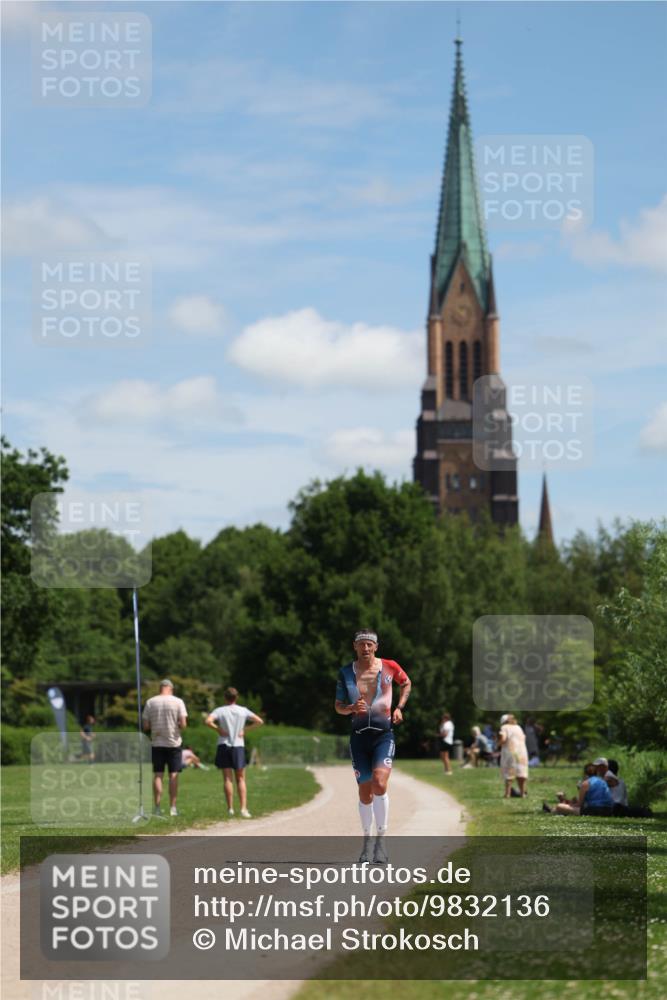 21.06.2026 - Viking Triathlon Michael Strokosch http://msf.ph/oto/9832136 21.06.2026 12:54:39 Laufen 49 meine-sportfotos.de