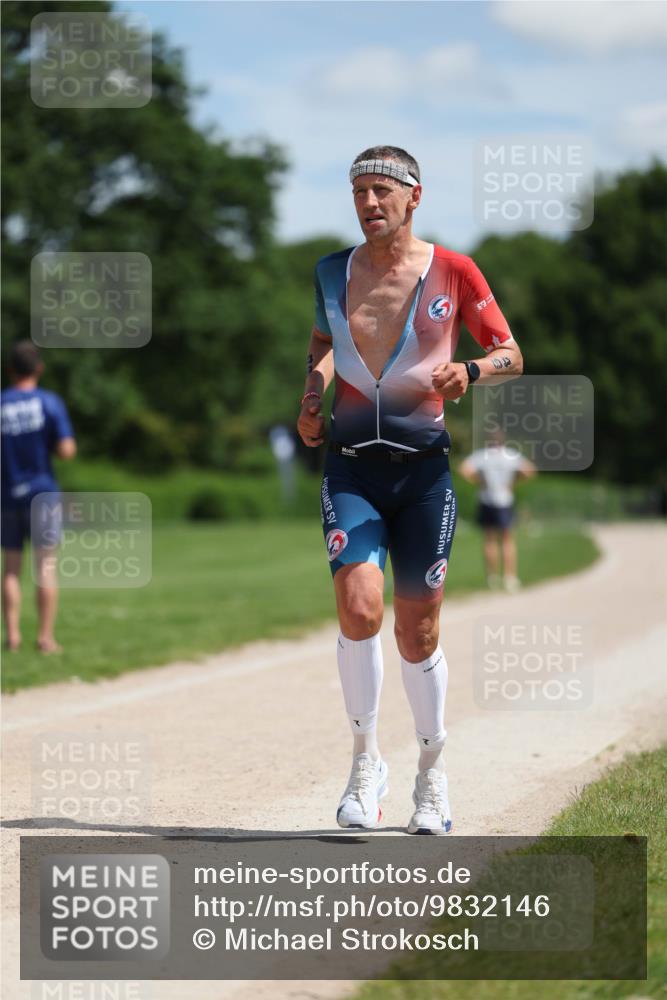 21.06.2026 - Viking Triathlon Michael Strokosch http://msf.ph/oto/9832146 21.06.2026 12:54:44 Laufen 49 meine-sportfotos.de