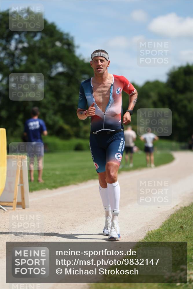 21.06.2026 - Viking Triathlon Michael Strokosch http://msf.ph/oto/9832147 21.06.2026 12:54:44 Laufen 49 meine-sportfotos.de