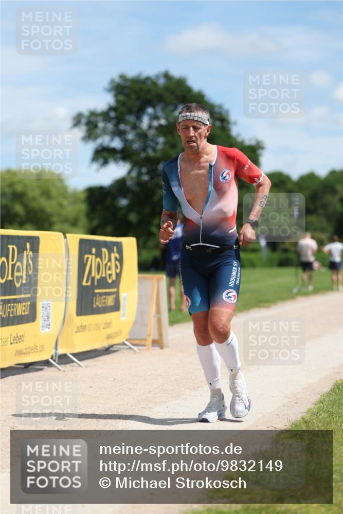 21.06.2026 - Viking Triathlon Michael Strokosch http://msf.ph/oto/9832149 21.06.2026 12:54:45 Laufen 49 meine-sportfotos.de