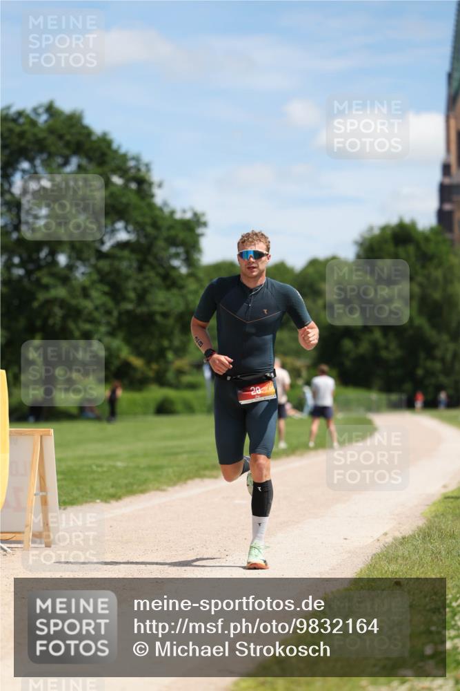 21.06.2026 - Viking Triathlon Michael Strokosch http://msf.ph/oto/9832164 21.06.2026 12:55:10 Laufen 28 meine-sportfotos.de