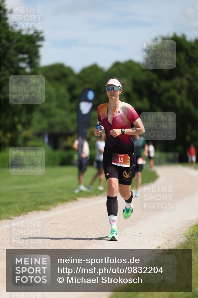 21.06.2026 - Viking Triathlon Michael Strokosch http://msf.ph/oto/9832204 21.06.2026 12:56:01 Laufen 14, 486 meine-sportfotos.de
