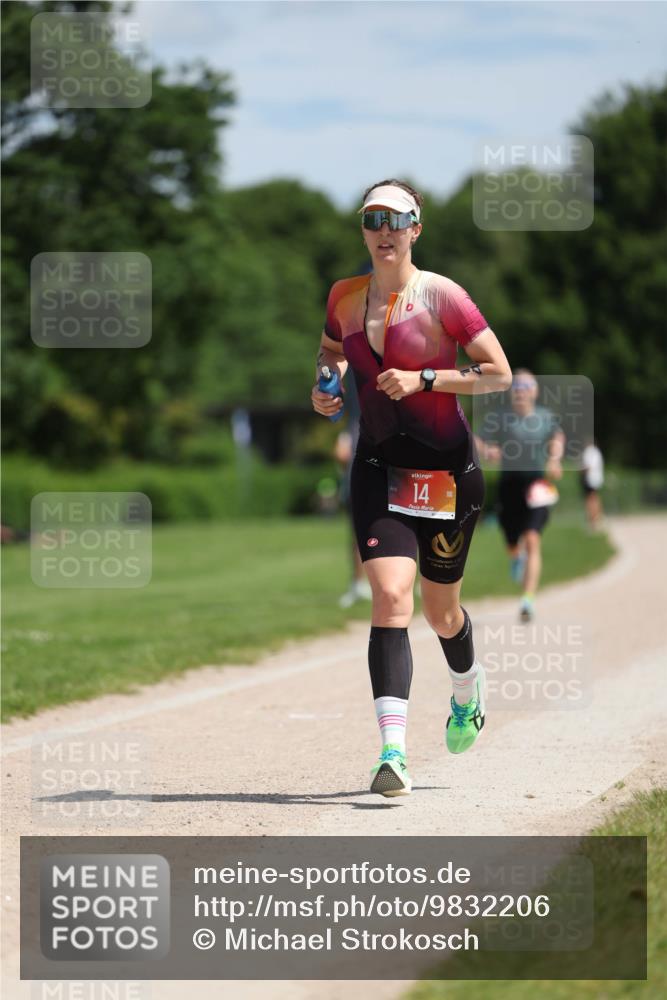 21.06.2026 - Viking Triathlon Michael Strokosch http://msf.ph/oto/9832206 21.06.2026 12:56:01 Laufen 14, 486 meine-sportfotos.de