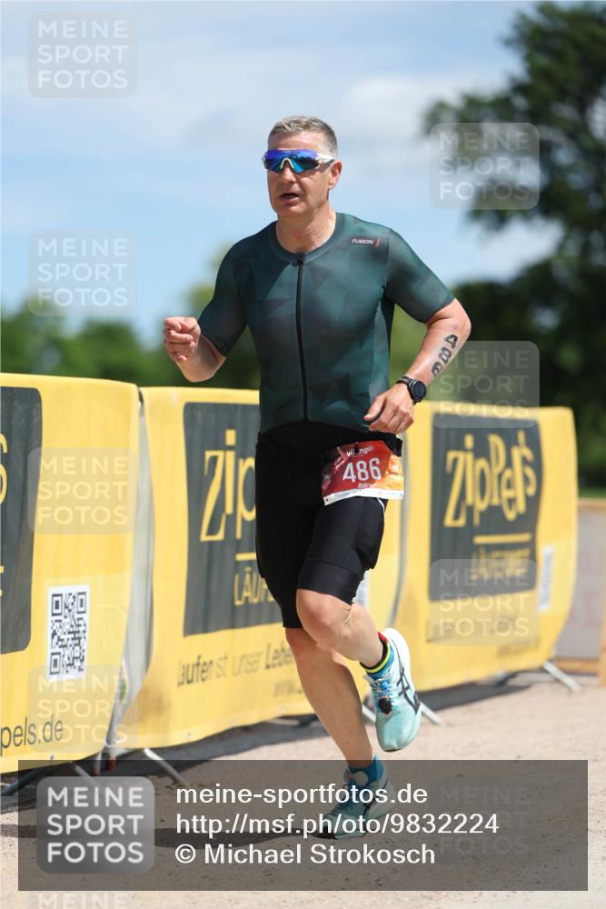 21.06.2026 - Viking Triathlon Michael Strokosch http://msf.ph/oto/9832224 21.06.2026 12:56:08 Laufen 486 meine-sportfotos.de