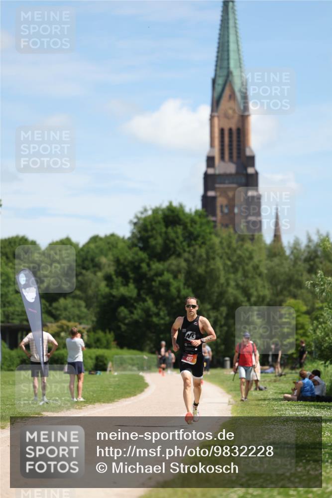 21.06.2026 - Viking Triathlon Michael Strokosch http://msf.ph/oto/9832228 21.06.2026 12:56:40 Laufen 487 meine-sportfotos.de