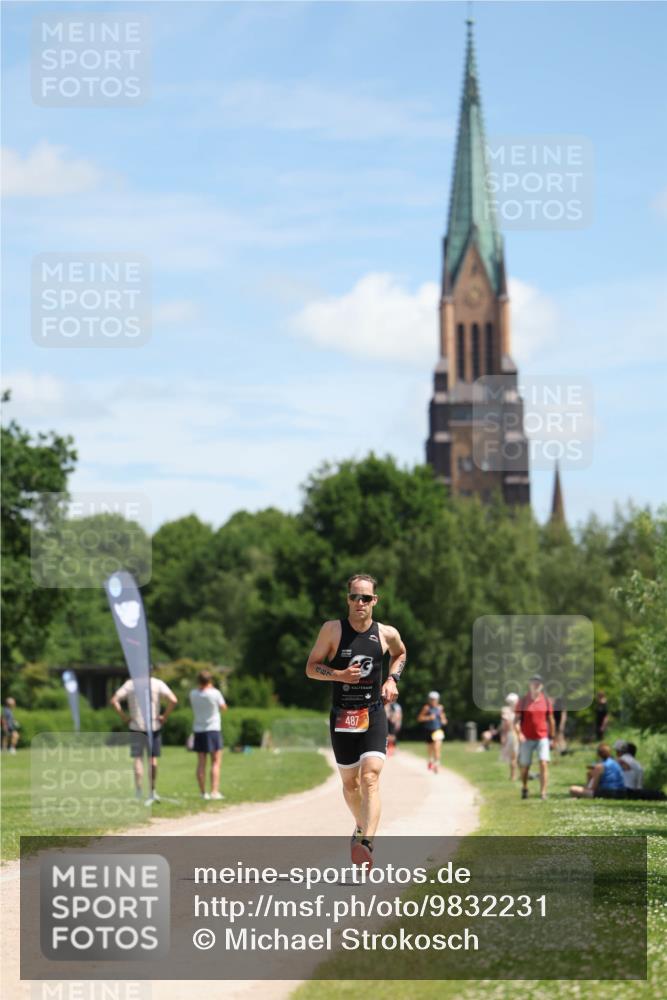 21.06.2026 - Viking Triathlon Michael Strokosch http://msf.ph/oto/9832231 21.06.2026 12:56:41 Laufen 487 meine-sportfotos.de