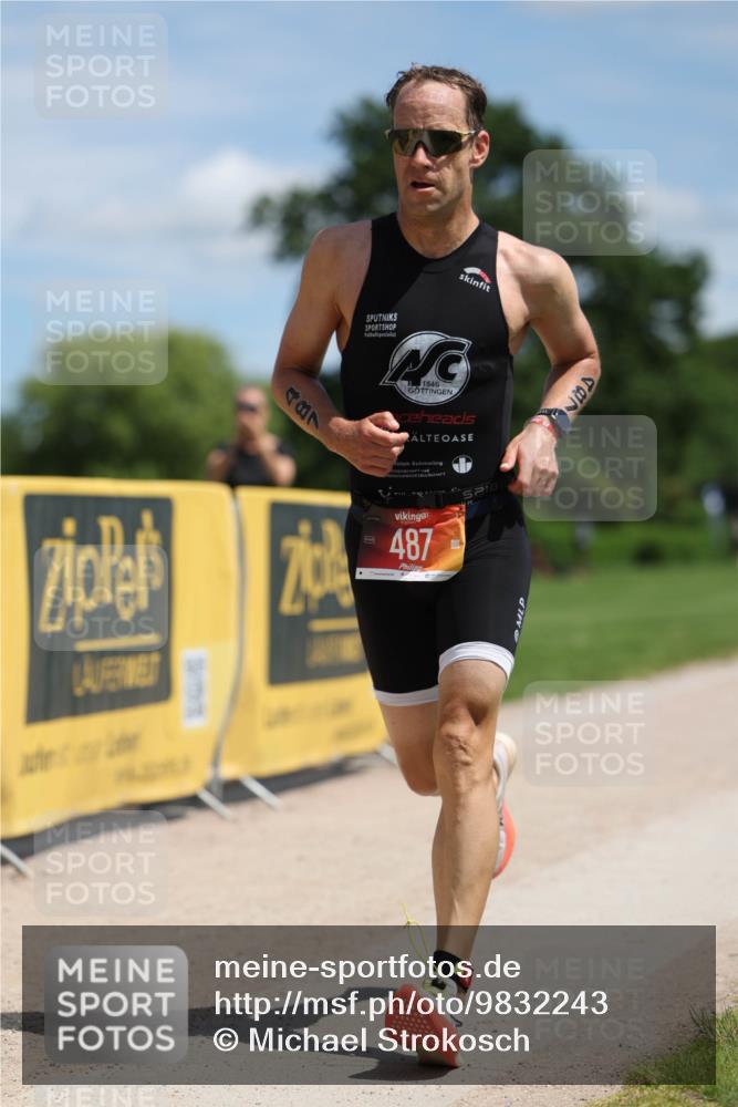 21.06.2026 - Viking Triathlon Michael Strokosch http://msf.ph/oto/9832243 21.06.2026 12:56:45 Laufen 487 meine-sportfotos.de