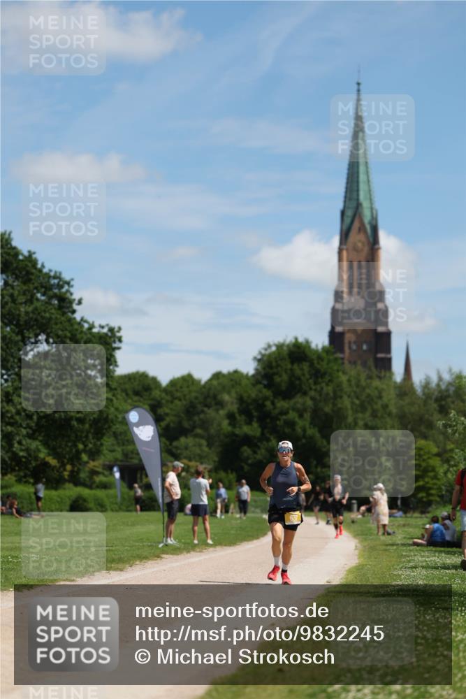 21.06.2026 - Viking Triathlon Michael Strokosch http://msf.ph/oto/9832245 21.06.2026 12:56:55 Laufen 637 meine-sportfotos.de