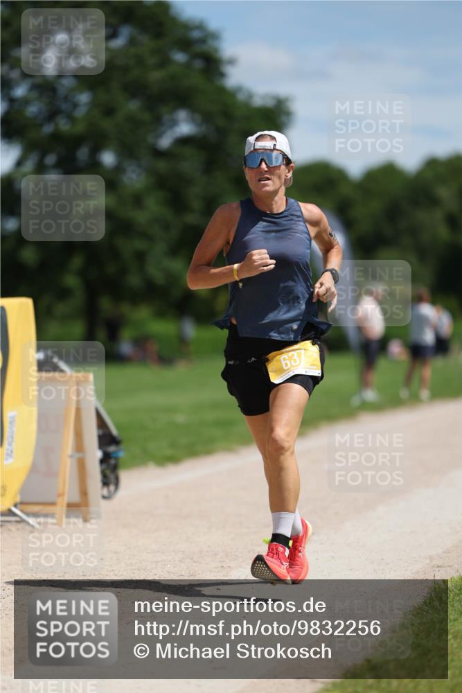 21.06.2026 - Viking Triathlon Michael Strokosch http://msf.ph/oto/9832256 21.06.2026 12:56:58 Laufen 637 meine-sportfotos.de