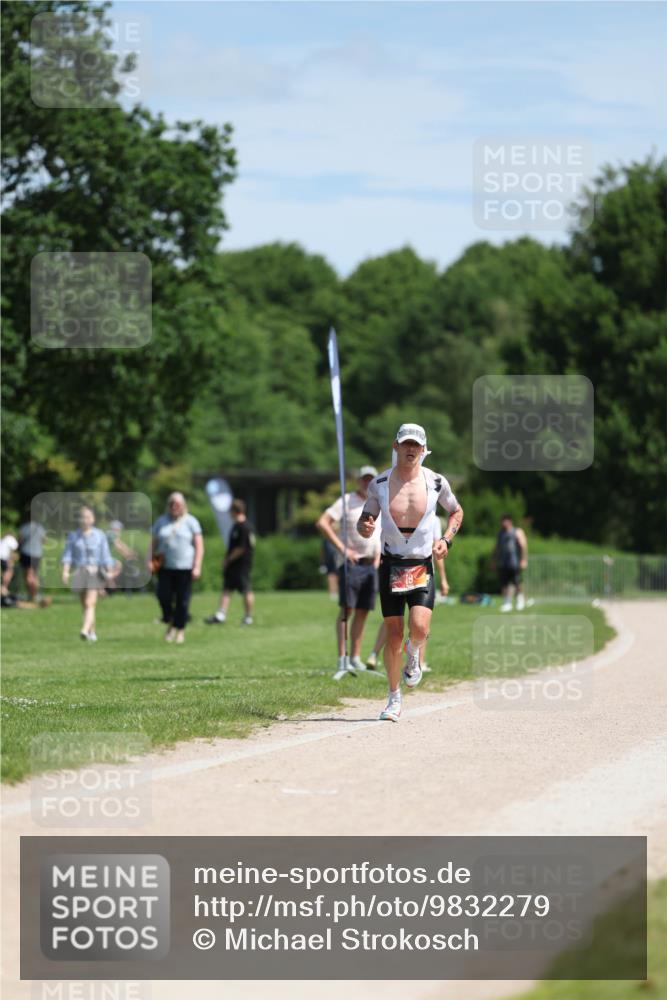 21.06.2026 - Viking Triathlon Michael Strokosch http://msf.ph/oto/9832279 21.06.2026 12:57:29 Laufen 19 meine-sportfotos.de