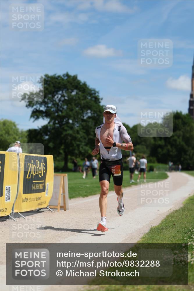21.06.2026 - Viking Triathlon Michael Strokosch http://msf.ph/oto/9832288 21.06.2026 12:57:34 Laufen 19 meine-sportfotos.de