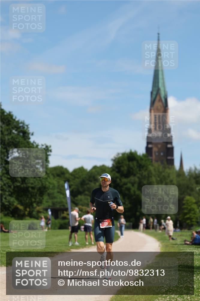21.06.2026 - Viking Triathlon Michael Strokosch http://msf.ph/oto/9832313 21.06.2026 12:59:07 Laufen 221 meine-sportfotos.de