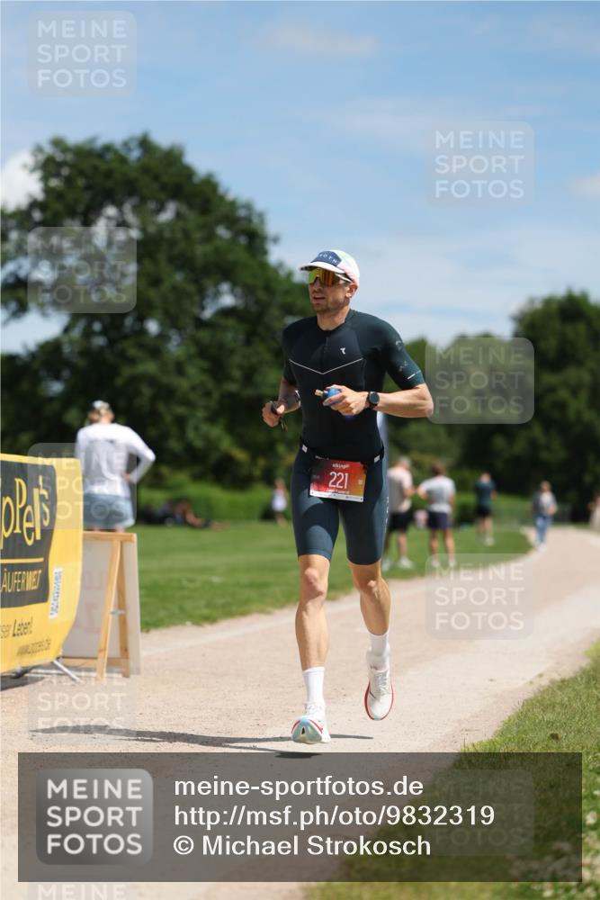 21.06.2026 - Viking Triathlon Michael Strokosch http://msf.ph/oto/9832319 21.06.2026 12:59:09 Laufen 221 meine-sportfotos.de