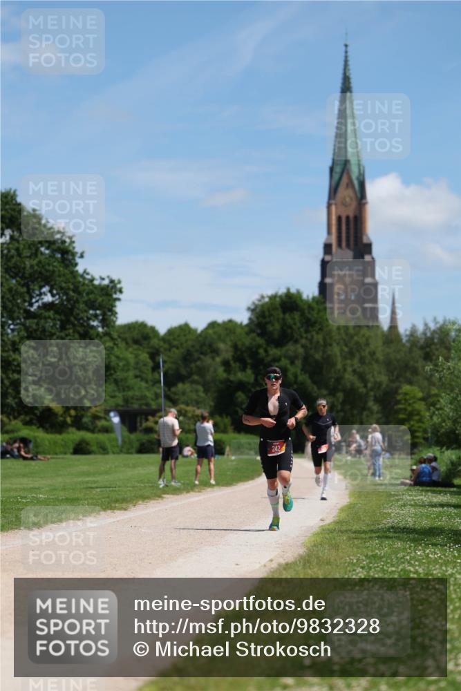 21.06.2026 - Viking Triathlon Michael Strokosch http://msf.ph/oto/9832328 21.06.2026 12:59:45 Laufen 242, 551 meine-sportfotos.de