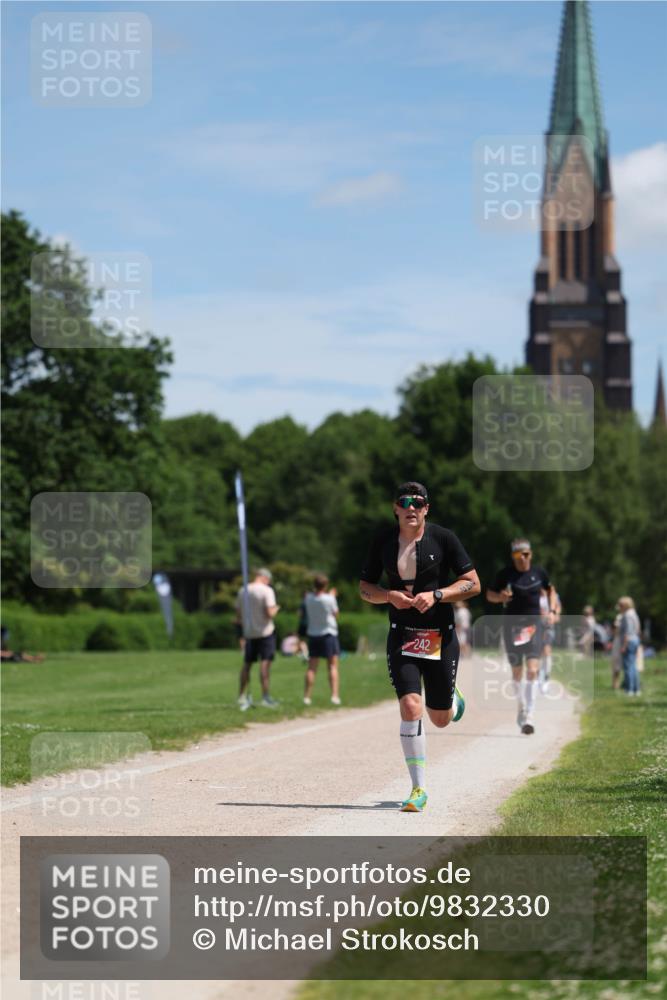 21.06.2026 - Viking Triathlon Michael Strokosch http://msf.ph/oto/9832330 21.06.2026 12:59:45 Laufen 242, 551 meine-sportfotos.de