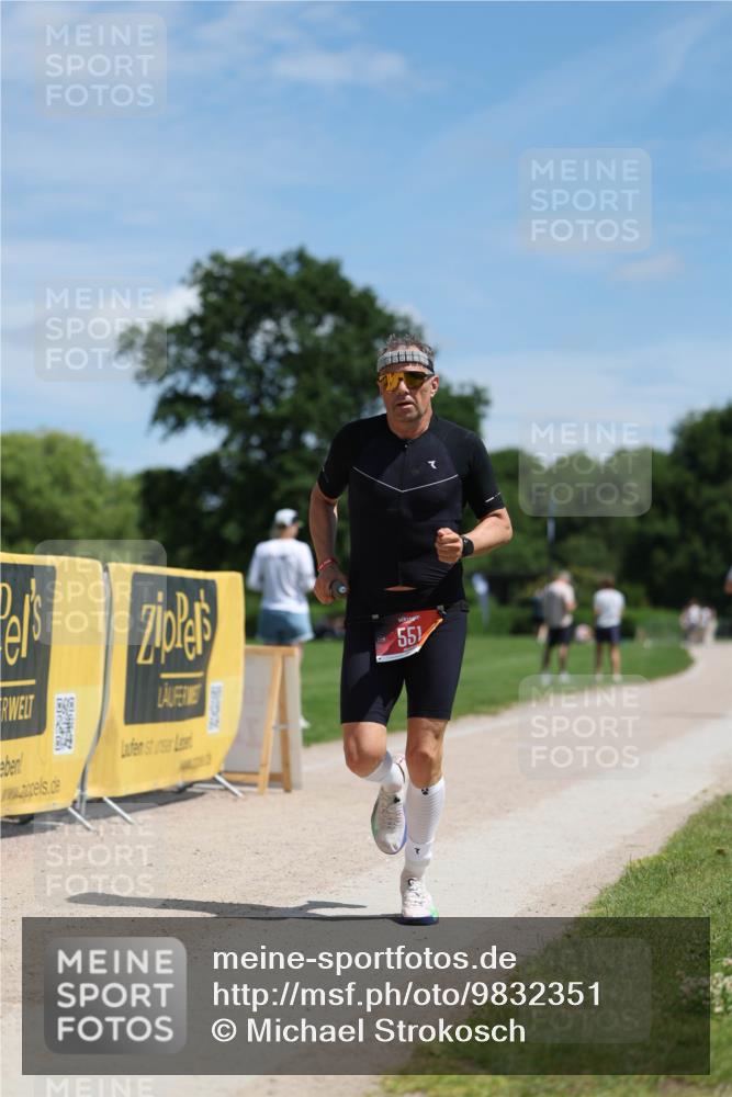 21.06.2026 - Viking Triathlon Michael Strokosch http://msf.ph/oto/9832351 21.06.2026 12:59:52 Laufen 342, 551 meine-sportfotos.de