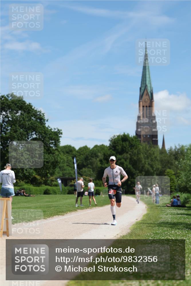 21.06.2026 - Viking Triathlon Michael Strokosch http://msf.ph/oto/9832356 21.06.2026 12:59:54 Laufen 342, 551 meine-sportfotos.de