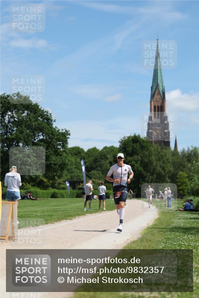 21.06.2026 - Viking Triathlon Michael Strokosch http://msf.ph/oto/9832357 21.06.2026 12:59:55 Laufen 342, 551 meine-sportfotos.de