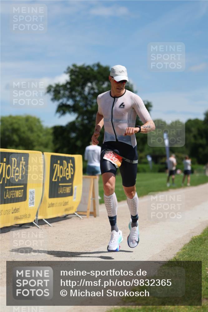 21.06.2026 - Viking Triathlon Michael Strokosch http://msf.ph/oto/9832365 21.06.2026 12:59:57 Laufen 342 meine-sportfotos.de