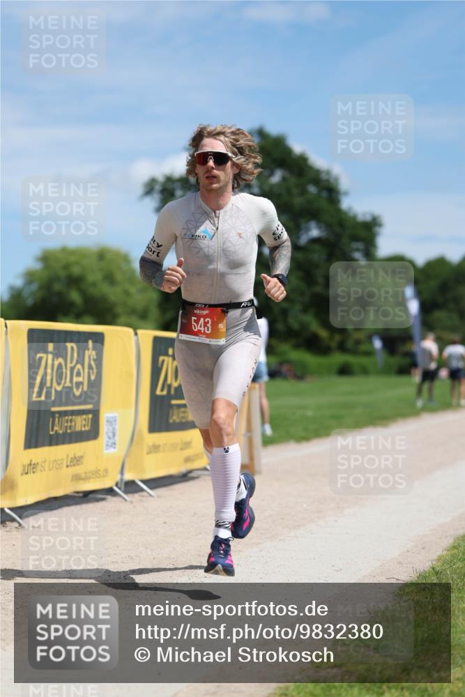 21.06.2026 - Viking Triathlon Michael Strokosch http://msf.ph/oto/9832380 21.06.2026 13:00:07 Laufen 543 meine-sportfotos.de