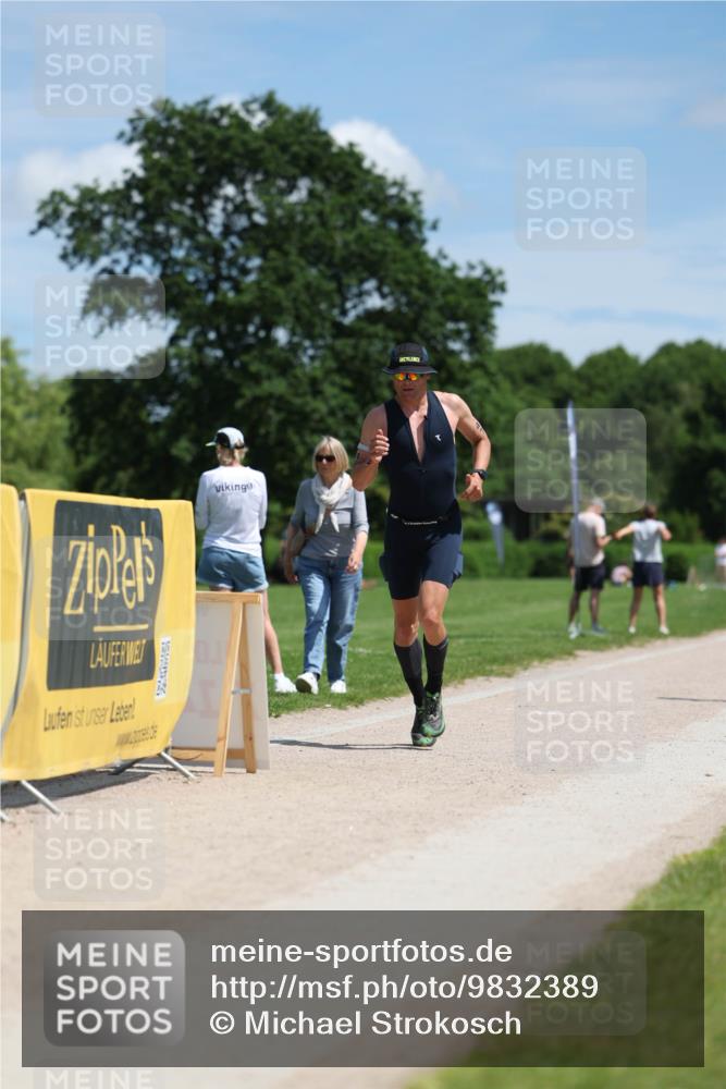 21.06.2026 - Viking Triathlon Michael Strokosch http://msf.ph/oto/9832389 21.06.2026 13:00:29 Laufen 47, 506 meine-sportfotos.de
