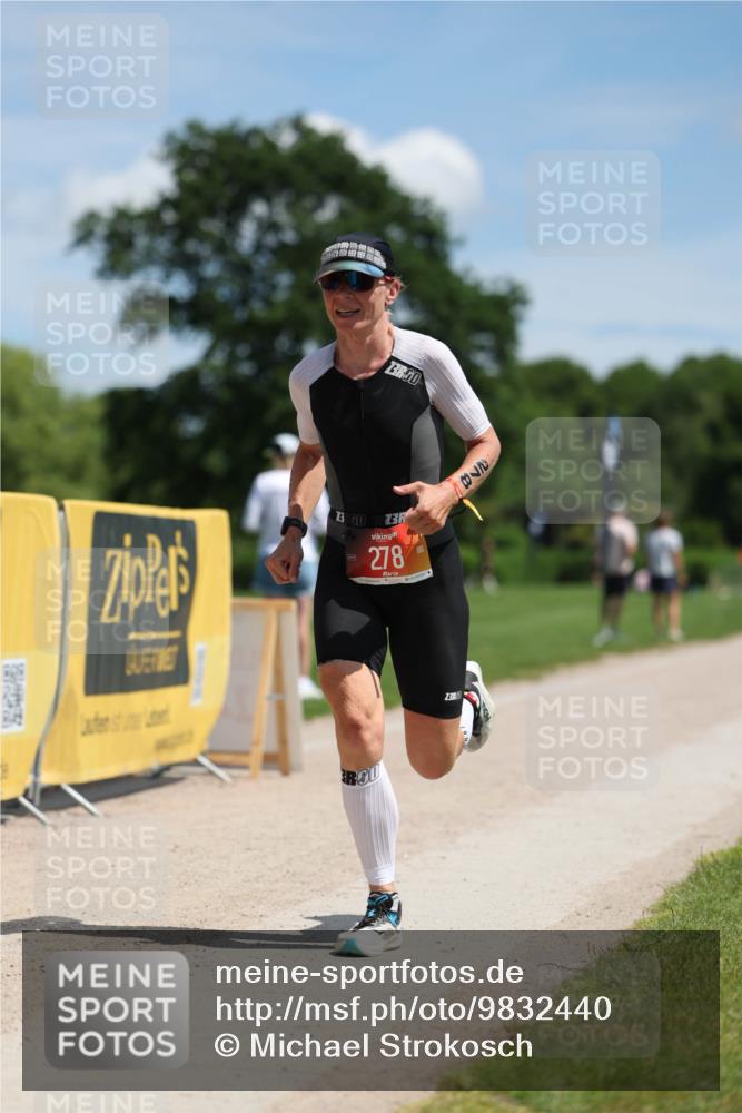 21.06.2026 - Viking Triathlon Michael Strokosch http://msf.ph/oto/9832440 21.06.2026 13:01:02 Laufen 278 meine-sportfotos.de