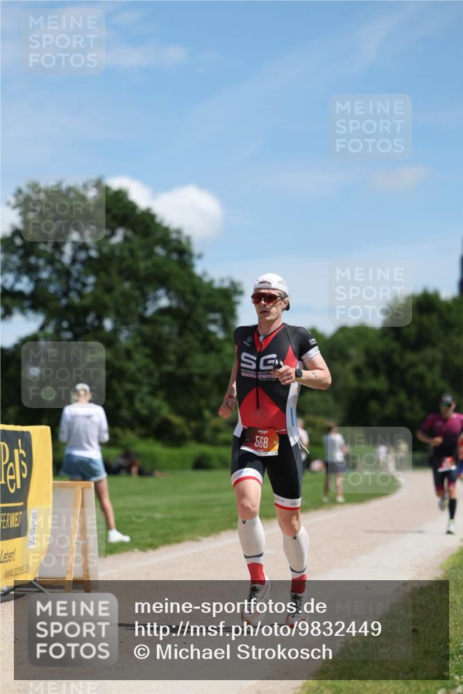 21.06.2026 - Viking Triathlon Michael Strokosch http://msf.ph/oto/9832449 21.06.2026 13:01:14 Laufen 328, 568 meine-sportfotos.de