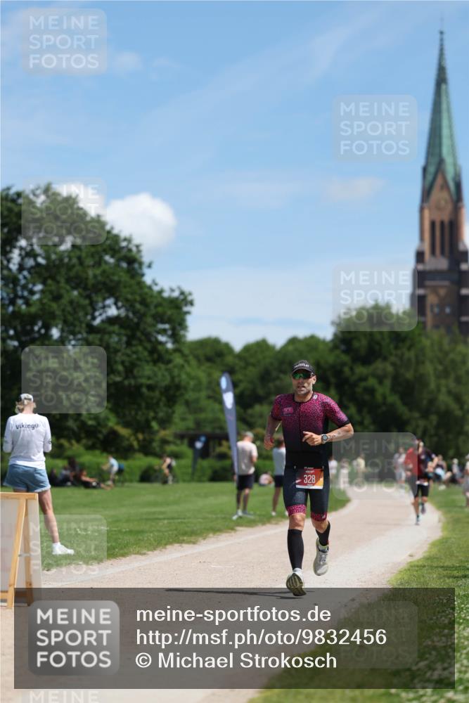 21.06.2026 - Viking Triathlon Michael Strokosch http://msf.ph/oto/9832456 21.06.2026 13:01:17 Laufen 328, 568 meine-sportfotos.de