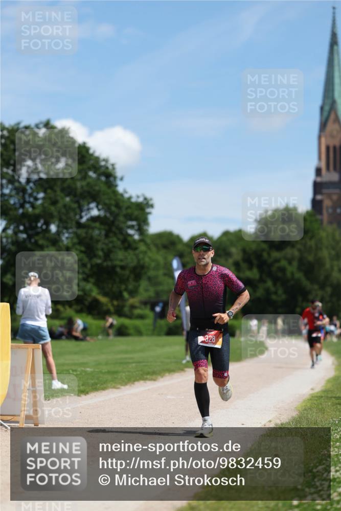 21.06.2026 - Viking Triathlon Michael Strokosch http://msf.ph/oto/9832459 21.06.2026 13:01:18 Laufen 200, 328, 537, 568 meine-sportfotos.de