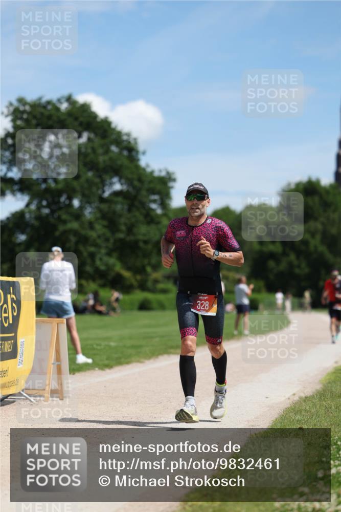 21.06.2026 - Viking Triathlon Michael Strokosch http://msf.ph/oto/9832461 21.06.2026 13:01:18 Laufen 200, 328, 537, 568 meine-sportfotos.de