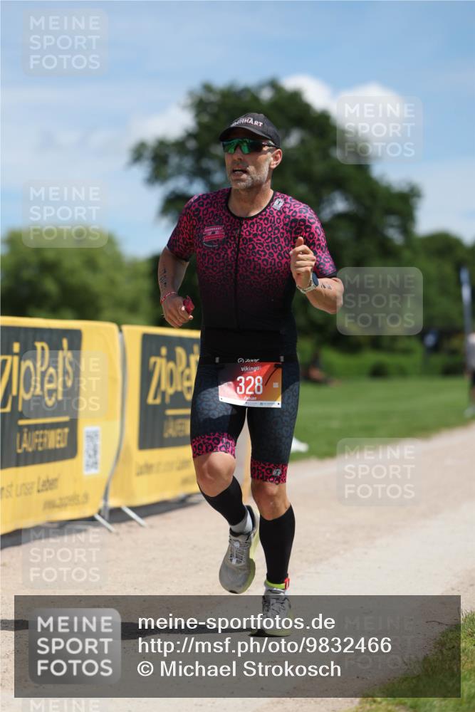 21.06.2026 - Viking Triathlon Michael Strokosch http://msf.ph/oto/9832466 21.06.2026 13:01:20 Laufen 200, 328, 537 meine-sportfotos.de